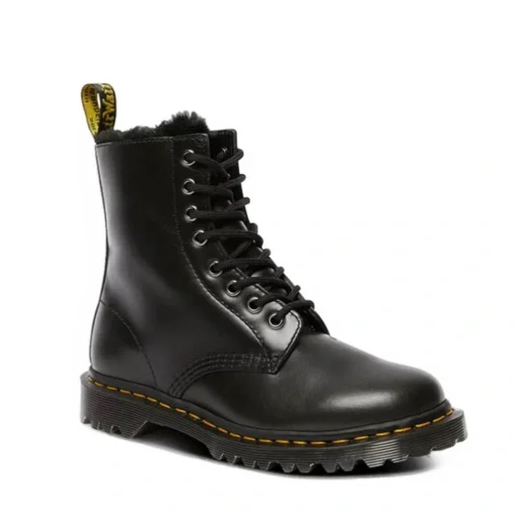 Dr. Marten 1460 WOMEN'S Black EYE FAUX FUR LINED BOOTS - Picture 10 of 10